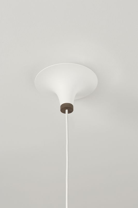 Northern Acorn Pendant Lamp White Matt, Hvit Taklampe