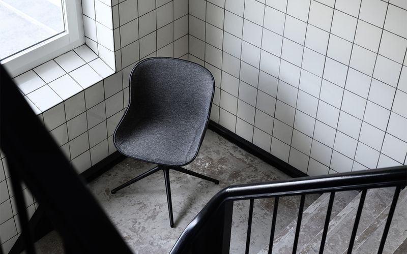 Normann Copenhagen Hyg Chair Swivel 4L Alu White, Hvit stol