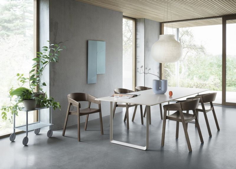 Muuto Cover Armchair Stained Dark Brown, Brun spisestol