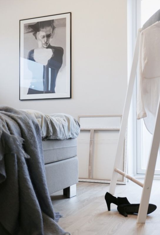 Anna Bülow, Implode, Limited Edition