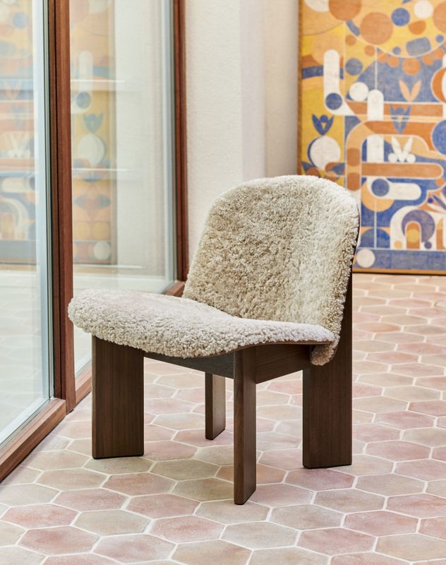 Hay Chisel Lounge Chair-Water-based lacquered walnut Front upholstery Sheepskin Mohawi 21 Loungestol stol Valnøtt