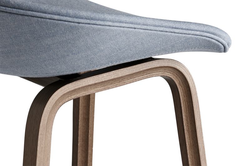 HAY AAS33 64 cm Atlas 711 2.0 WB Walnut, Polstret barstol