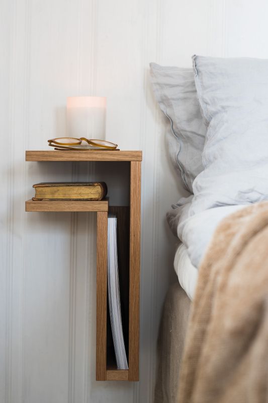 Maze F-Shelf Oak Veneer Left hylle i eikefiner, nattbord