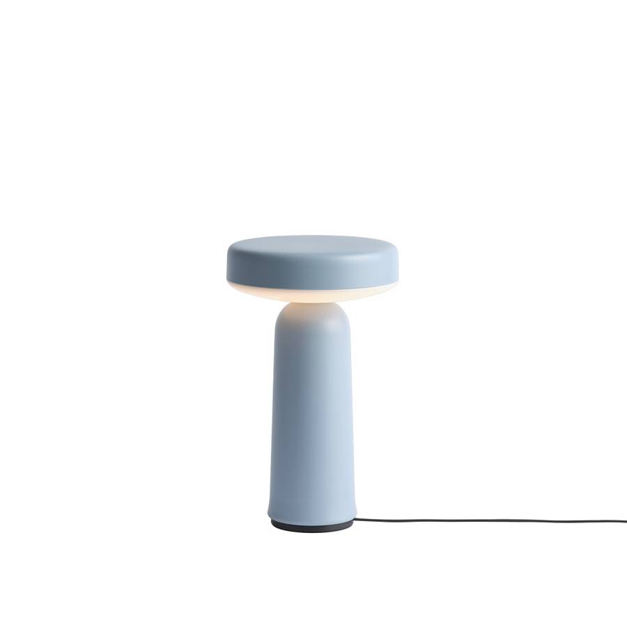  Muuto Ease Portable Lamp Light Blue, Lys Blå lampe utendørs