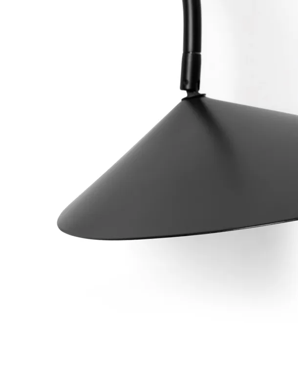 Ferm Living Arum Swivel wall lamp , Black svart vegglampe
