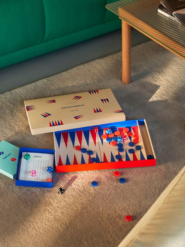 HAY PLAY-BACKGAMMON-OFF-WHITE